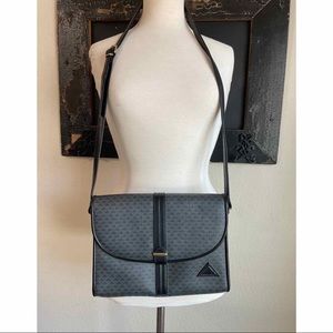 Vintage Liz Claiborne Triangle Crossbody Shoulder Purse